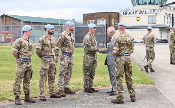 Le roi Charles III d'Angleterre remet officiellement le rôle de colonel en chef de l'Army Air Corps au prince de Galles à la base militaire Army Aviation Center de Middle Wallop, Hampshire, Royaume Uni, le 13 mai 2024. © Justin Goff/GoffPhotos/Bestimage 