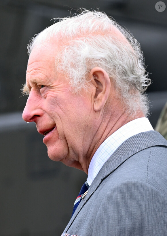 Le roi Charles III d'Angleterre remet officiellement le rôle de colonel en chef de l'Army Air Corps au prince de Galles à la base militaire Army Aviation Center de Middle Wallop, Hampshire, Royaume Uni, le 13 mai 2024. © Justin Goff/GoffPhotos/Bestimage 