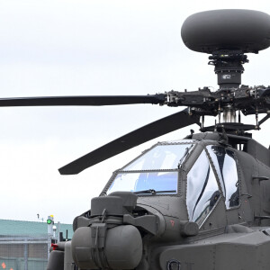 Le roi Charles III d'Angleterre remet officiellement le rôle de colonel en chef de l'Army Air Corps au prince William, prince de Galles à la base militaire Army Aviation Center de Middle Wallop, Hampshire, Royaume Uni, le 13 mai 2024. © Justin Goff/GoffPhotos/Bestimage 