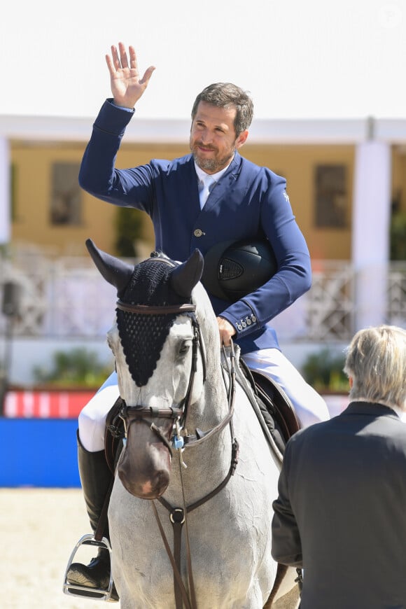 Une discipline pour laquelle il s'est donné corps et âme dans sa jeunesse
Guillaume Canet (5ème du prix Nostalgie Cote d'Azur) au jumping Longines Global Champions Tour à Cannes le 6 juin 2019. © Lionel Urman / Panoramic / Bestimage