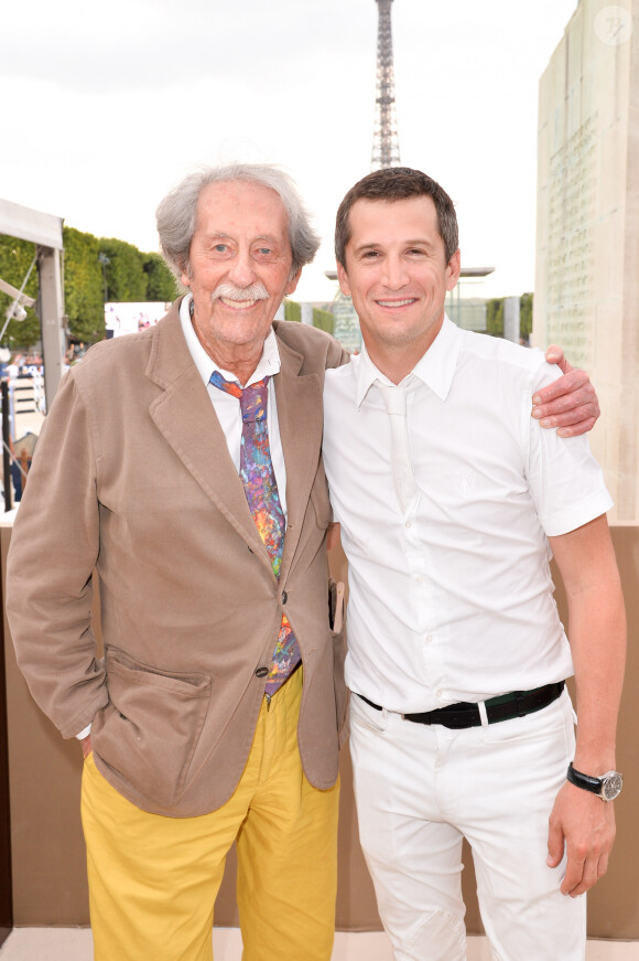 Mais la passion du cheval l'anime toujours, il a repris l'équitation pour les besoins du film "Jappeloup" et a noué une grande amitié avec Jean Rochefort
Exclusif - Jean Rochefort et Guillaume Canet - Photocall lors de la soirée du Grand Prix Longines Global Champions Tour lors du Longines Paris Eiffel Jumping au Champ-de-Mars à Paris, le 4 juillet 2015.