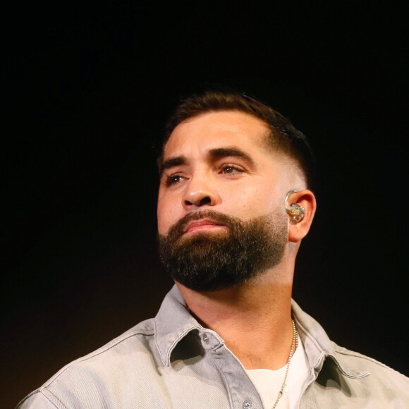 Exclusif - Kendji Girac - Concert "Corsu Mezu Mezu" à la Défense Arena à Paris, France. Le 28 octobre 2023. © Christophe Clovis / Bestimage "La Corse débarque à Paris ! " a eu lieu samedi 28 octobre 2023 à Paris La Défense Arena. Ce spectacle est l'aboutissement de ce projet qui a vu naître des duos majestueux entre les plus belles voix de Corse et du continent sur des chansons incontournables du répertoire insulaire. Des liens chaleureux, une culture partagée, plus de 600 000 albums vendus. Cette soirée chargée d'émotion restera à jamais unique et inoubliable pour ceux qui l'ont vécu sur scène comme dans la salle. 