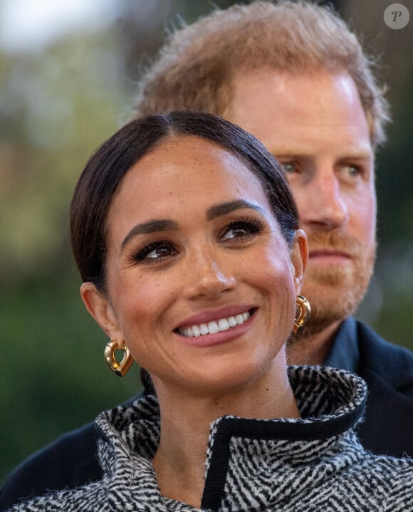 Le 22 septembre 2023, Santa Barbara, Californie, États-Unis : le prince Harry et la princesse Meghan Markle, le duc et la duchesse de Sussex, se trouvent dans la propriété de Kevin Costner en bord de mer .Photo par Amy Katz/ZUMA Press Wire/ABACAPRESS.COM