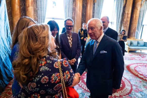 Un détail qui n'a pas conquis les internautes
Charles III - Révélation du portrait de Jonathan Yeo du roi Charles III, Buckingham Palace, Londres. Mardi 14 mai 2024. Photo by Aaron Chown/PA Wire/ABACAPRESS.COM