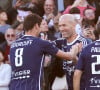 Yoann Gourcuff et Zinedine Zidane sont deux anciens joueurs des Girondins de Bordeaux

Bixente Lizarazu, Christophe Dugarry, Yoann Gourcuff, Zinedine Zidane, Pauleta - A l'occasion des 100 ans du parc Lescure, Bordeaux accueille au stade Chaban-Delmas un match de gala opposant les gloires des Girondins de Bordeaux au Variétés Club de France le mardi 14 mai 2024. © Patrick Bernard/ Bestimage