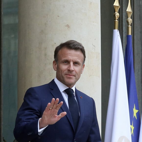 Le président francais Emmanuel Macron reçoit son homologue la présidente de la République unie de Tanzanie pour un entretien en marge du "Sommet sur la cuisine propre en Afrique" au palais présidentiel de l'Elysée à Paris, France, le 14 mai 2024. © Stéphane Lemouton/Bestimage 