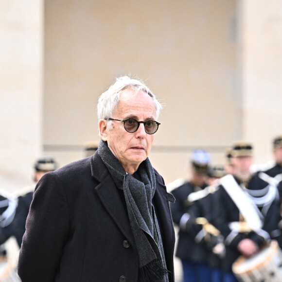 Fabrice Luchini - Cérémonie d’hommage national à l’Hôtel national des Invalides en hommage à Michel Bouquet décédé le 13 avril 2022. Paris le 27 avril 2022. Michel Bouquet a été inhumé dans la plus stricte intimité le 15/04/2022 à Étais-la Sauvin dans l'Yonne. © David Nivière / Pool / Bestimage