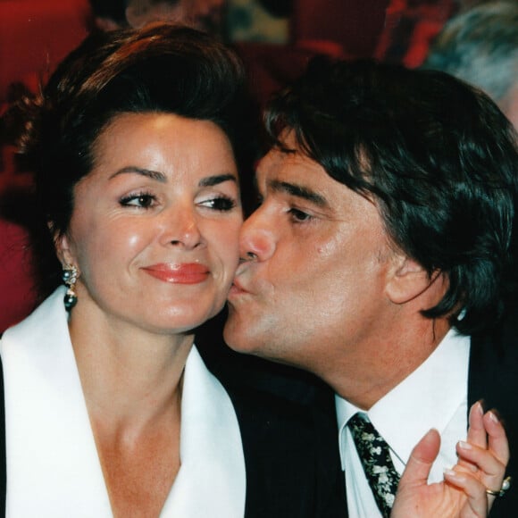 Interviewée par nos confrères de "Point de Vue" en mars deux milles vingt-trois, Dominique Tapie a évoqué le deuil impossible de son époux Bernard
Archives - Bernard Tapie et sa femme Dominique en