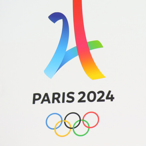 "Il y a trop de..." : Pourquoi la chanteuse d'un groupe français incontournable a refusé de porter la flamme olympique ?