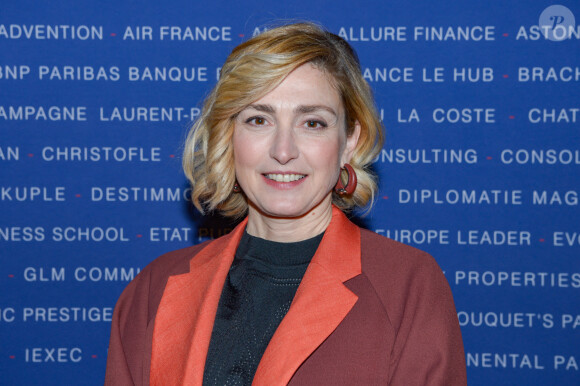 Exclusif - Julie Gayet - Déjeuner du Chinese Business Club à l'occasion de la Journée internationale des droits des femmes à l'hôtel intercontinental à Paris le 7 mars 2024. © Rachid Bellak/Bestimage 