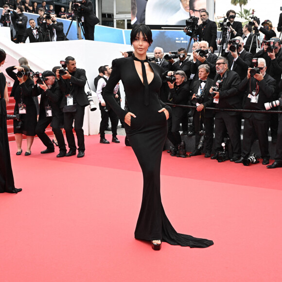 Nabilla Benattia Vergara à la montée des marches de 'The Apprentice' au Festival de Cannes le 20 mai 2024. Photo de David Niviere/ABACAPRESS.COM