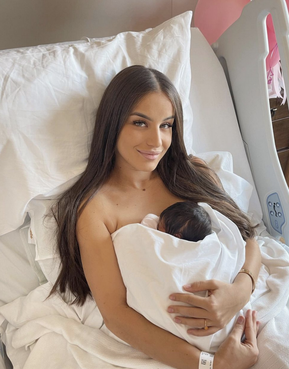 Kamila (Secret Story) est l'heureuse maman de deux enfants, un garçon prénommé Kenan et une fille prénommée Adria - Instagram