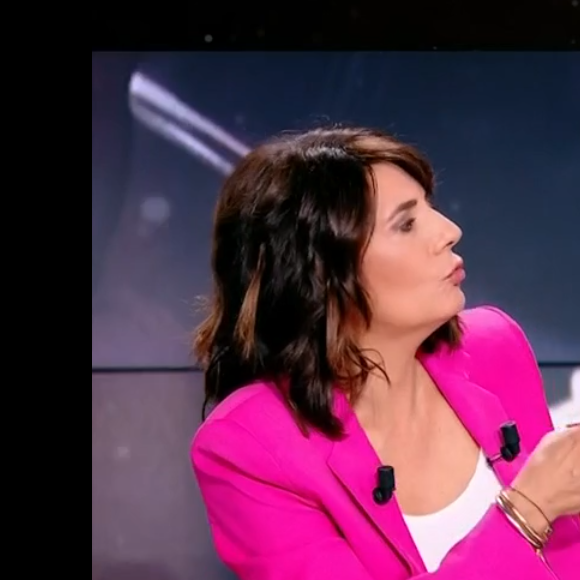 Estelle Denis et Laurent Karila dans un débat après la diffusion du reportage "Kendji Girac : révélations sur la face cachée du chanteur" sur RMC Story le 20 mai 2024.