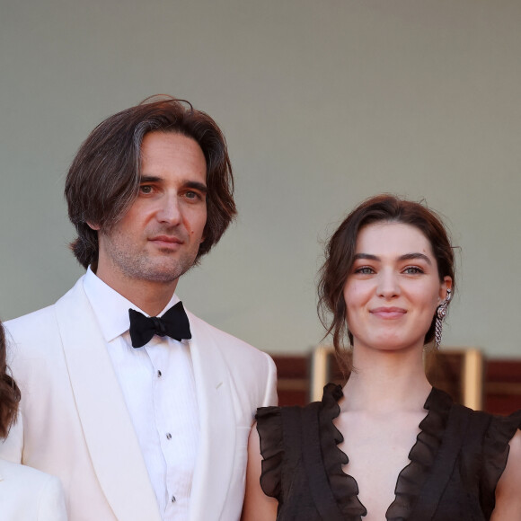 Dimitri Rassam, Anamaria Vartolomei - Montée des marches du film " Le comte de Monte-Cristo " lors du 77ème Festival International du Film de Cannes, au Palais des Festivals à Cannes. Le 22 mai 2024 © Jacovides-Moreau / Bestimage 