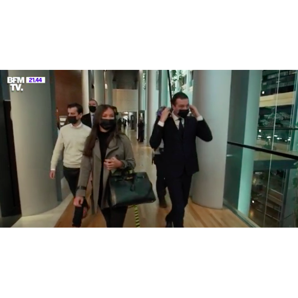 Un jour, elle l'a sorti d'une situation délicate.
Capture d'écran du reportage de Ligne rouge sur Jordan Bardella, président par intérim du RN. Il est en couple avec Nolwenn Olivier, nièce de Marine Le Pen.