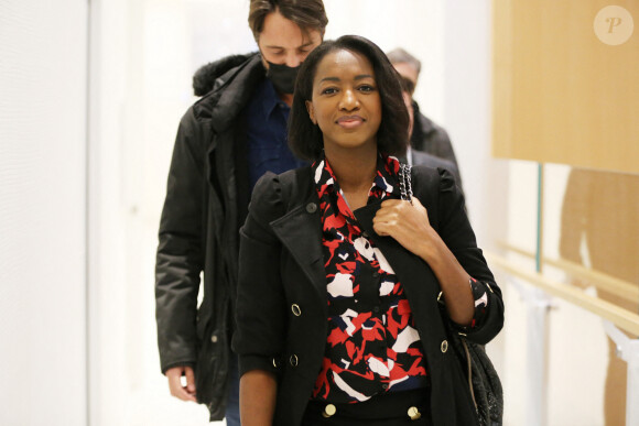 Hapsatou Sy et son compagnon Vincent Cerutti - Procès contre E.Zemmour pour "injure raciale" envers Hapsatou Sy au tribunal correctionnel de Paris, le 4 novembre 2022. © Jonathan Rebboah / Bestilmage 