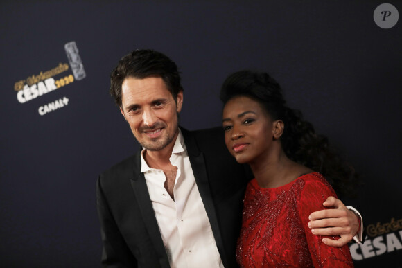 Vincent Cerutti et sa compagne Hapsatou Sy lors du photocall lors de la 45ème cérémonie des César à la salle Pleyel à Paris le 28 février 2020 © Dominique Jacovides / Olivier Borde / Bestimage