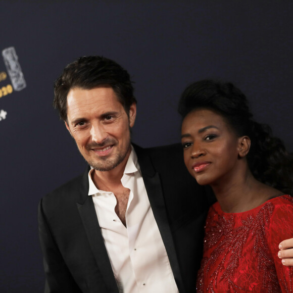 Vincent Cerutti et sa compagne Hapsatou Sy lors du photocall lors de la 45ème cérémonie des César à la salle Pleyel à Paris le 28 février 2020 © Dominique Jacovides / Olivier Borde / Bestimage