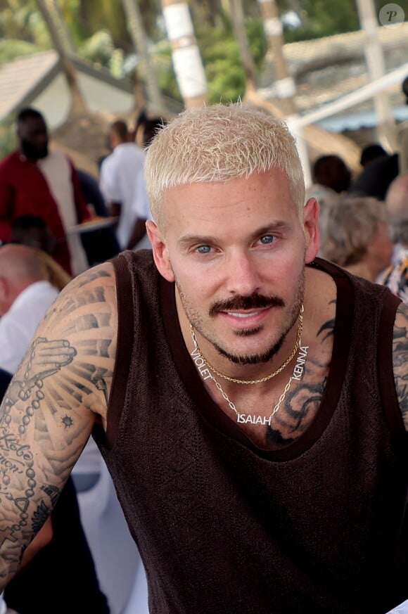 Exclusif - Matt Pokora - Moment de détente sur la plage d'Assinie à Abidjan, au lendemain du dîner de gala de la Fondation "Children of Africa". Le 2 mars 2024 © Dominique Jacovides / Bestimage