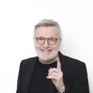 Et il semblerait que, durant le tournage, tout ne se soit pas passé comme prévu pour lui.
Exclusif - Laurent Ruquier - Enregistrement de l'émission "TPMP (Touche Pas à Mon Poste)", présentée par C.Hanouna et diffusée sur C8. Le 20 février 2024 © Jack Tribeca / Bestimage