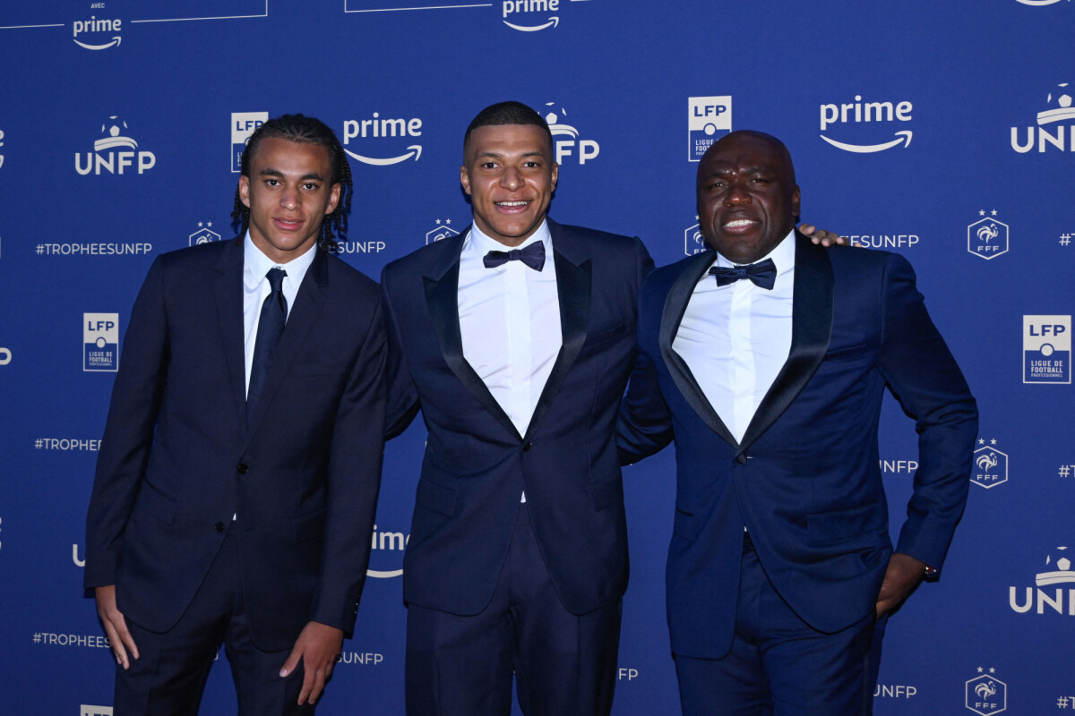 Photo Kylian Mbappé Photocall De La 32ème Cérémonie Des Trophées Unfp Du Football Au 1049