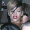 Rihanna à la sortie du club Playhouse à Hollywood affiche encore une nouvelle coiffure