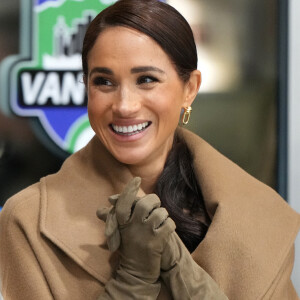 Confier la garde d'Archie et Lilibet à une inconnue ? Très peu pour Meghan Markle et le prince Harry
Meghan Markle, duchesse de Sussex, se joignent participent à un entraînement de curling aux Invictus Games Vancouver Whistler 2025, au Hillcrest Community Centre, Vancouver, Colombie-Britannique, Canada