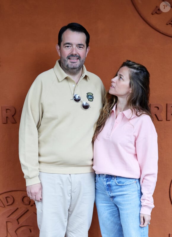 Jean-François Piège et sa femme Elodie au village lors des Internationaux de France de tennis de Roland Garros 2024, à Paris, France, le 1er juin 2024. © Jacovides-Moreau/Bestimage 