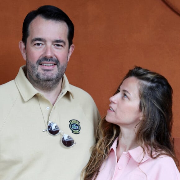 Jean-François Piège et sa femme Elodie au village lors des Internationaux de France de tennis de Roland Garros 2024, à Paris, France, le 1er juin 2024. © Jacovides-Moreau/Bestimage 