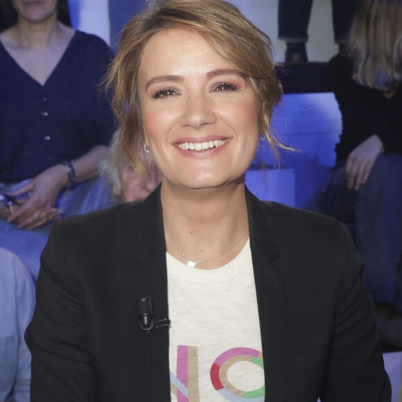 Exclusif - Pascale de La Tour du Pin - Plateau de Noël de l’émission TPMP (Touche Pas à Mon Poste), présentée en direct par C.Hanouna et diffusée sur C8 à Paris le 28 novembre 2023. © Jack Tribeca / Bestimage 