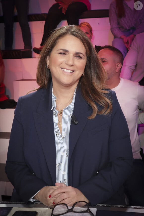 Exclusif - Valérie Benaïm sur le plateau de l'émission Touche pas à mon poste (TPMP) diffusée en direct sur C8 le 26 mars 2024. © Jack Tribeca / Bestimage 