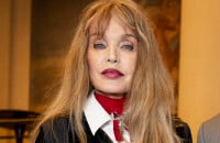 Arielle Dombasle "malheureuse comme les pierres" : un drame vécu à l'âge de 10 ans l'a marquée à tout jamais