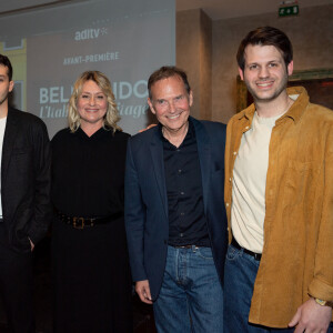 Exclusif - Luana Belmondo entourée de ses fils, Victor, Giacomo et Alessandro, Philippe Thuillier - Avant-première du documentaire "Belmondo, l'Italie en héritage" à la Maison de l'Italie à Paris. Le 18 mars 2024 © Sam Delpech / Bestimage