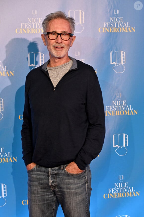 Thierry Lhermitte - Arrivées à la soirée de la 4ème édition du festival Cinéroman à Nice au cinéma Pathé Gare du Sud le 6 octobre 2022. © Bruno Bebert / Bestimage  