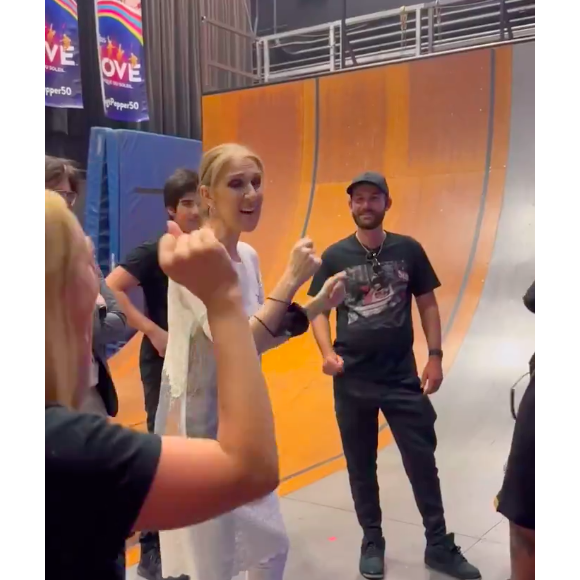Qui a surement rassuré ses fans.
Capture d'écran du compte Celine Vocals.