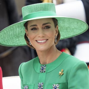 Kate Middleton a été annoncée absente à Trooping the Colour cette année
Kate Catherine Middleton, princesse de Galles - La famille royale d'Angleterre lors du défilé "Trooping the Colour" à Londres. Le 17 juin 2023