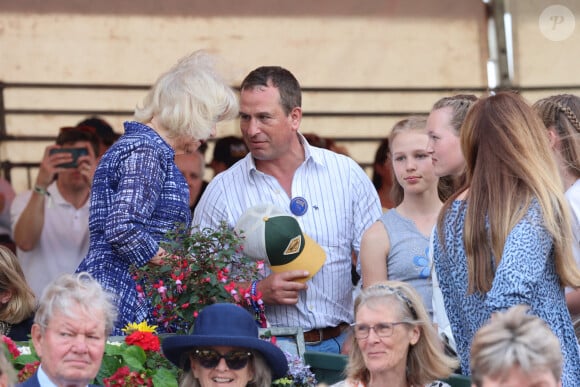 Reine Camilla, Peter Phillips, Isla Phillips, Savannah Phillips et Harriet assistent au dernier jour du Badminton Horse Trials dans le Gloucestershire pour le 75ème anniversaire de l'événement. 12 mai 2024