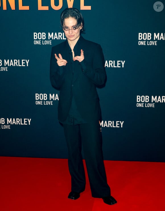 Et qui continue à faire couler de l'encre surtout du côté de l'artiste qui regrette d'être "méprisé". 
Christine and the Queens (Redcar) - Première du film "Bob Marley One Love" au Grand Rex à Paris le 1 fevrier 2024. © Coadic Guirec/Bestimage