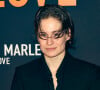 Après la sortie par surprise de son dernier single, le chanteur s'est agacé du fait que les plateformes de streaming continuent à l'appeler Christine and the Queens. 
Christine and the Queens (Redcar) - Première du film "Bob Marley One Love" au Grand Rex à Paris le 1 fevrier 2024. © Coadic Guirec/Bestimage