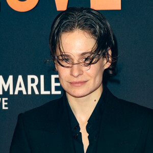 Après la sortie par surprise de son dernier single, le chanteur s'est agacé du fait que les plateformes de streaming continuent à l'appeler Christine and the Queens. 
Christine and the Queens (Redcar) - Première du film "Bob Marley One Love" au Grand Rex à Paris le 1 fevrier 2024. © Coadic Guirec/Bestimage