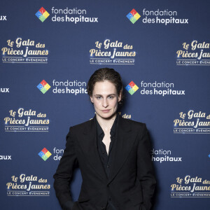 Un changement a depuis été fait mais il était déjà trop tard suite au coup de gueule de Rahim/ Redcar. 
Exclusif - Christine and the Queens - Concert événement "Le gala des pièces jaunes" à l'Accor Arena Paris le 26 janvier 2024. Une soirée de gala exceptionnelle en faveur des Pièces Jaunes ! De nombreux artistes se succèderont pour chanter pour les enfants et adolescents hospitalisés. © Cyril Moreau / Guillaume Gaffiot / Bestimage