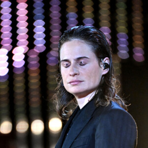 Exclusif - Héloïse Adélaïde Letissier (Christine and the Queens, Redcar) - Enregistrement de l'émission "Cannes chante le Cinéma" sur la célèbre plage Macé de Cannes, le 25 mai 2023 lors de la 76ème édition du Festival de Cannes le 25 mai 2023.