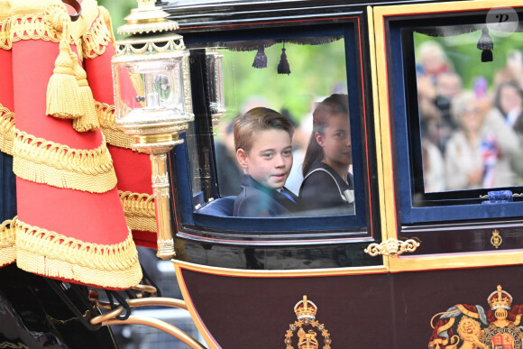 Le prince George de Galles et La princesse Charlotte de Galles - Les membres de la famille royale britannique lors de la parade Trooping the Color à Londres, Royaume Uni, le 15 juin 2024. © Backgrid UK/Bestimage 