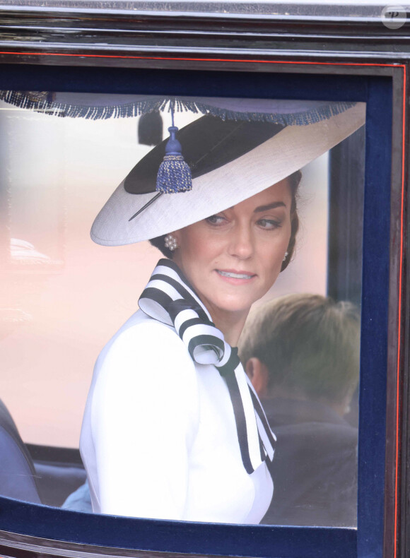 Catherine (Kate) Middleton, princesse de Galles - Les membres de la famille royale britannique lors de la parade Trooping the Color à Londres, Royaume Uni, le 15 juin 2024. © Ian Vogler/MirrorPix/Bestimage 