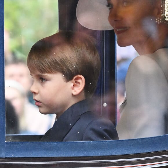 Le prince Louis de Galles et Catherine (Kate) Middleton, princesse de Galles - Les membres de la famille royale britannique lors de la parade Trooping the Color à Londres, Royaume Uni, le 15 juin 2024. © Justin Goff/GoffPhotos/Bestimage  The King, Charles III, and members of the royal family attending Trooping the Colour. The King, because of his health issue, will journey from Buckingham Palace to Horseguards Parade in a carriage. The Prince of Wales, the Princess Royal, Prince Edward, The Duke of Edinburgh will be on horseback. The Queen, Camilla, Catherine, Princess of Wales, the children, Prince George, Princess Charlotte, Prince Louis, and Sophie, Duchess of Edinburgh, will be in open carriages, weather permitting. On returning, The Royal Family will appear on the balcony at the palace for the flypast. 