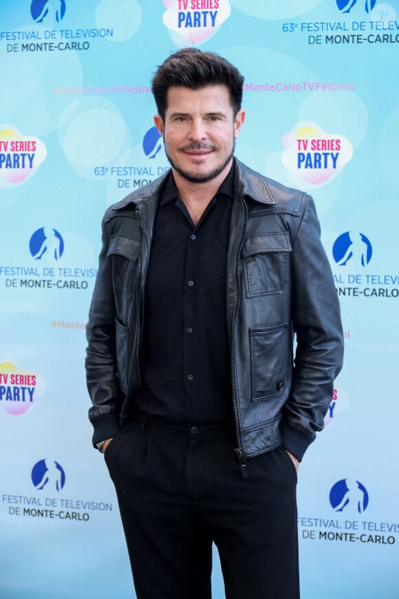 Vincent Niclo pour la soirée du 1000ème épisode de "NCIS" autour d'un gateau au Neptune lors de la 63ème édition du Festival de television de Monte-Carlo, Monaco, le 15 juin 2024. © Denis Guignebourg/BestImage 