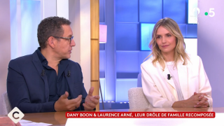 Dany Boon et Laurence Arné à la tête d'une famille recomposée : beaucoup de bonheur mais aussi une grosse "charge mentale"