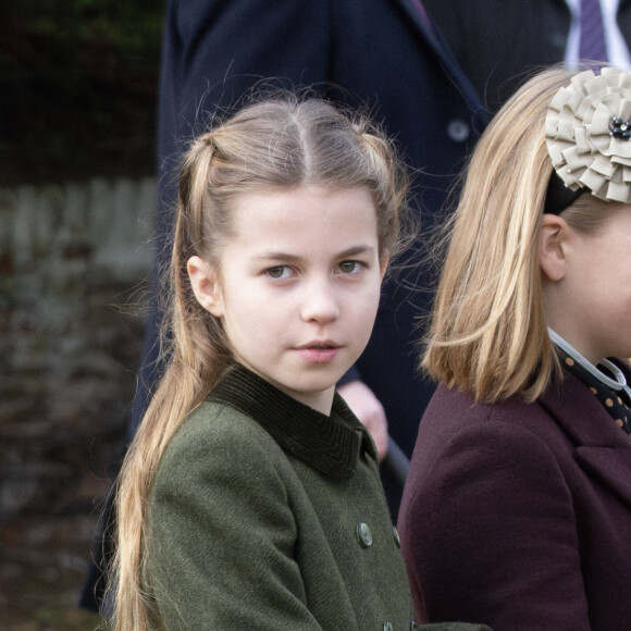 La princesse Charlotte de Galles, Mia Tindall - Les membres de la famille royale britannique lors de la messe du matin de Noël en l'église St-Mary Magdalene à Sandringham, le 25 décembre 2023.