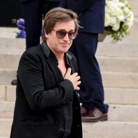 Thomas Dutronc prend la parole après la cérémonie d'adieu à sa maman Françoise Hardy : "J'ai hésité, par pudeur..."