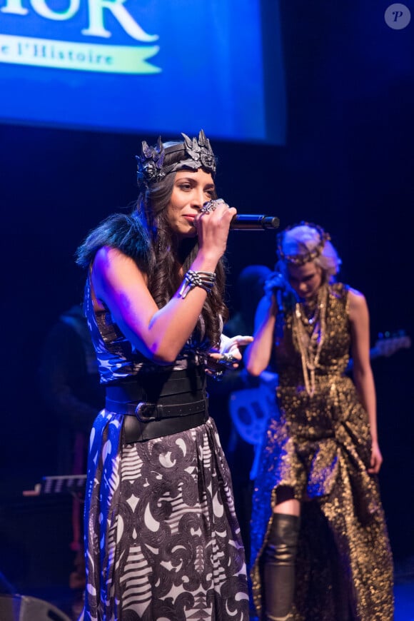 Exclusif - Zaho - Showcase de la comédie musicale "La légende du roi Arthur" à Paris le 10 avril 2015.